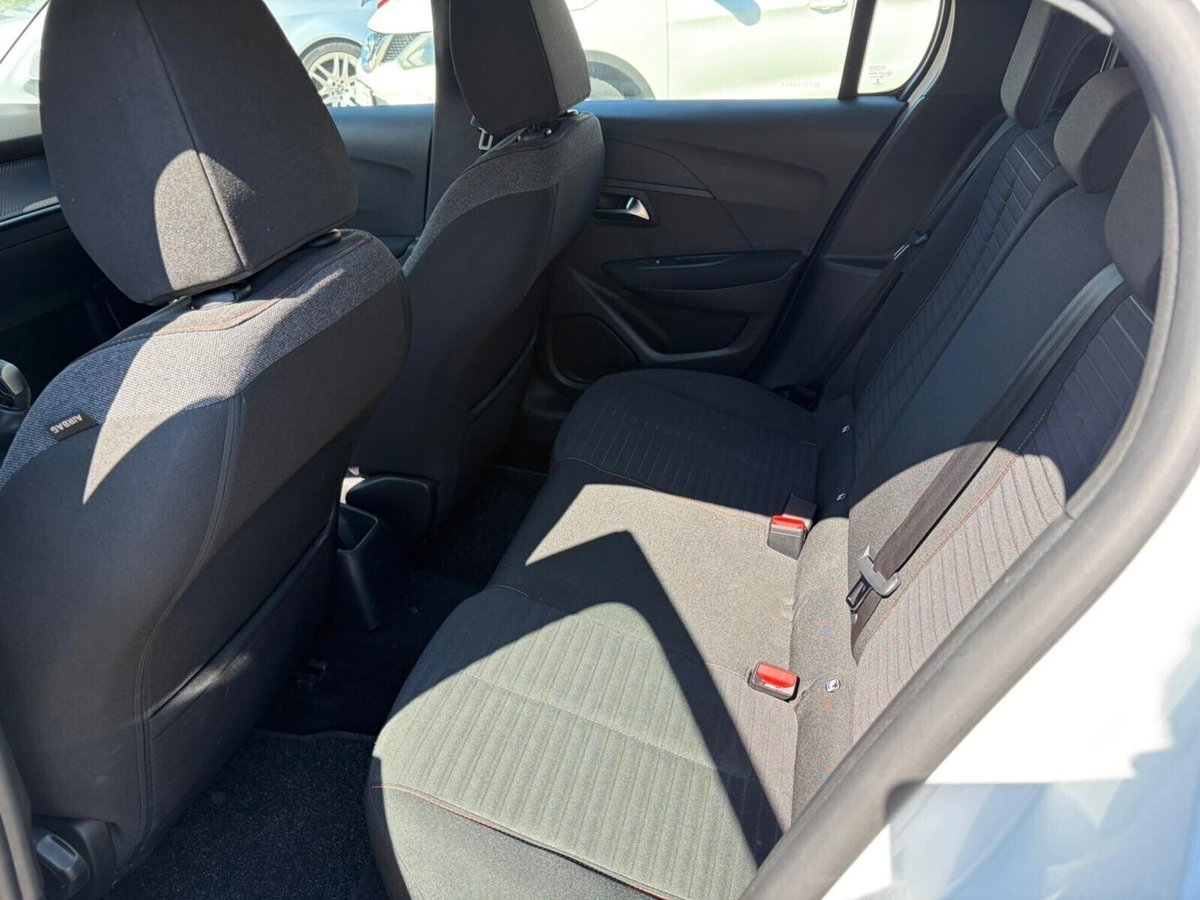 Peugeot 208 PureTech 75 Stop&Start 5 porte Active (8)