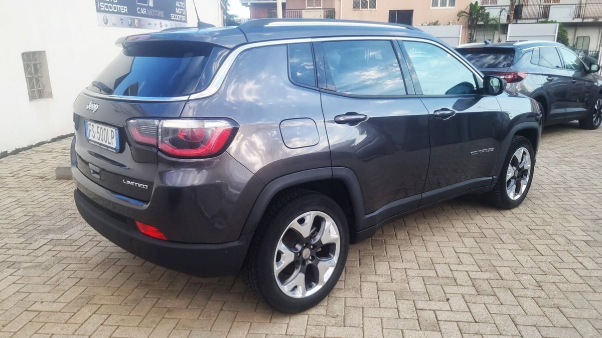 Jeep Compass 1.6 Multijet II 2WD Limited (3)