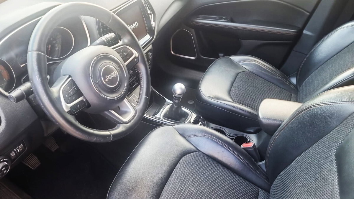 Jeep Compass 1.6 Multijet II 2WD Limited (5)