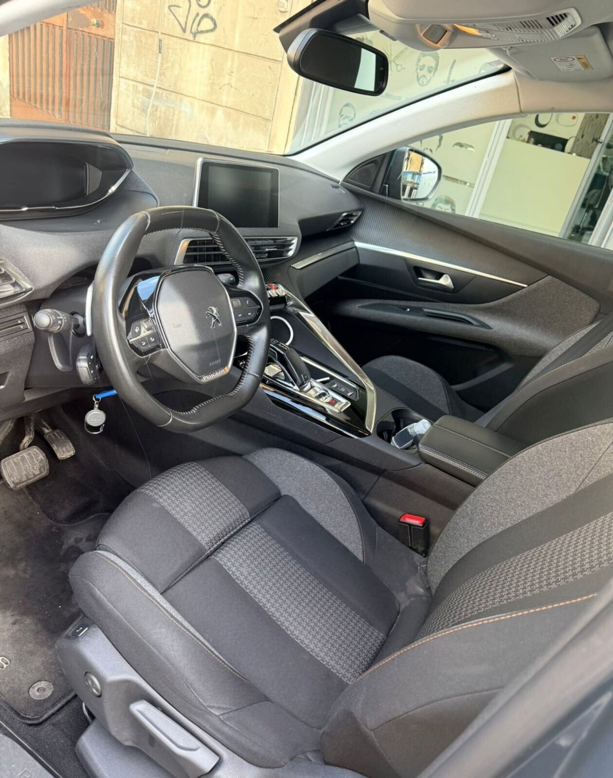 Peugeot 3008 BlueHDi 130 S&S EAT8 Allure Pack (4)
