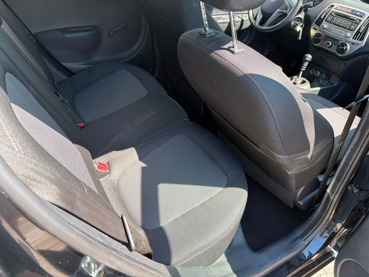 Hyundai i20 1.2 5p. BlueDrive GPL Classic (12)
