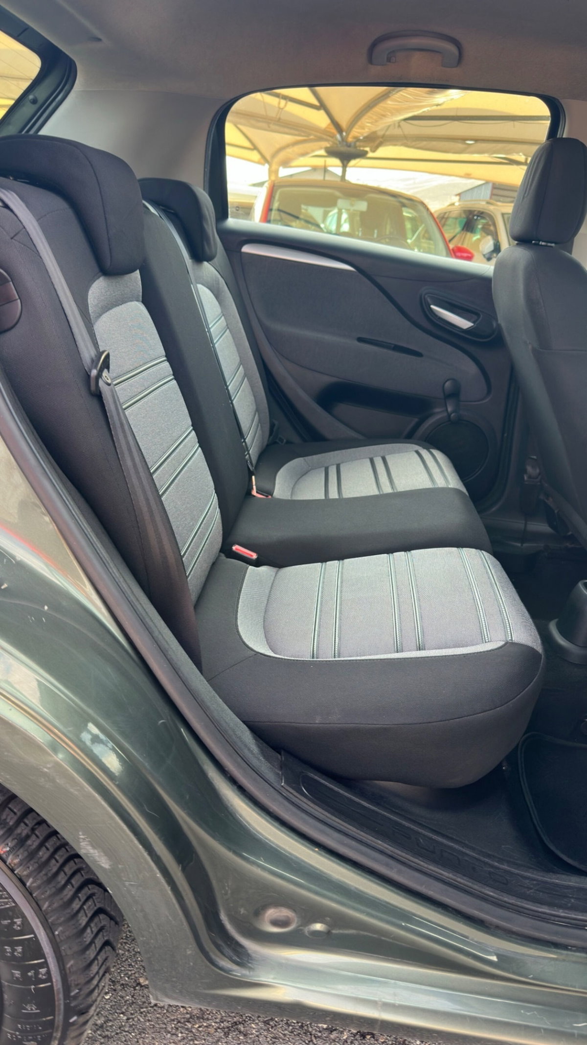 Fiat Punto Evo 1.3 Mjt 75 CV 5 porte Dynamic (10)