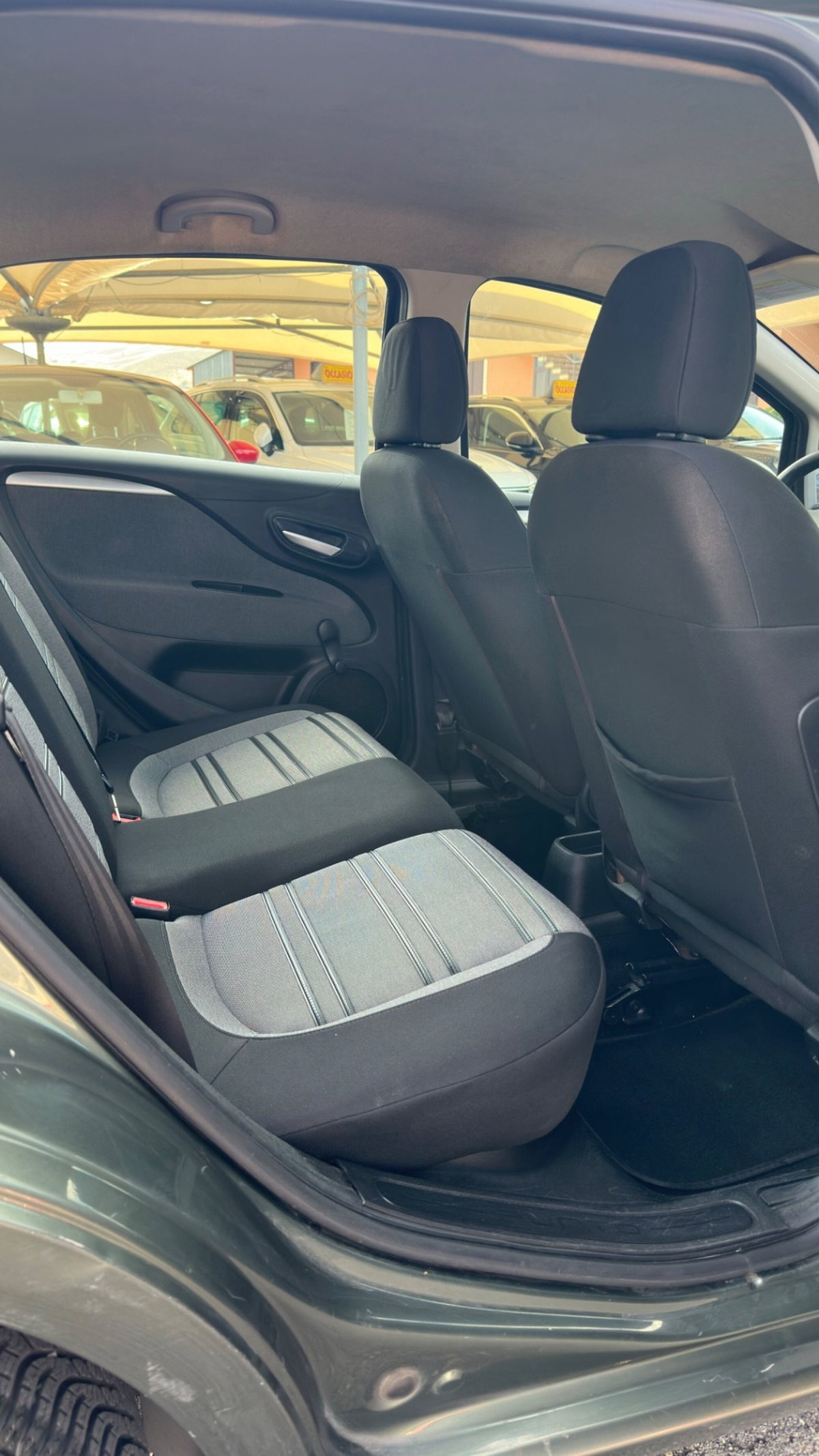 Fiat Punto Evo 1.3 Mjt 75 CV 5 porte Dynamic (12)