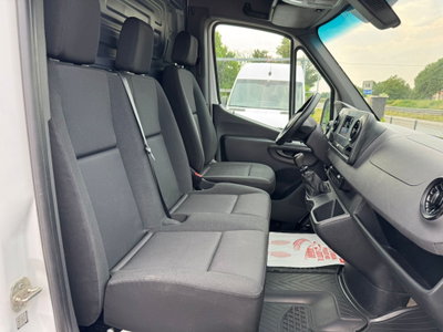 Mercedes-Benz Sprinter F37/35 311 CDI RWD TA Furgone (14)