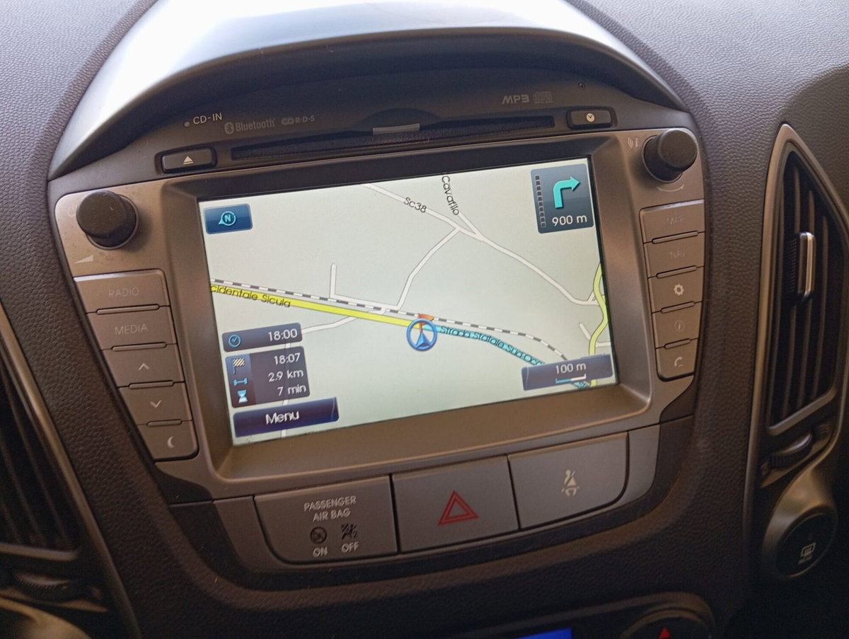 Hyundai ix35 2.0 CRDi 4WD Xpossible (11)