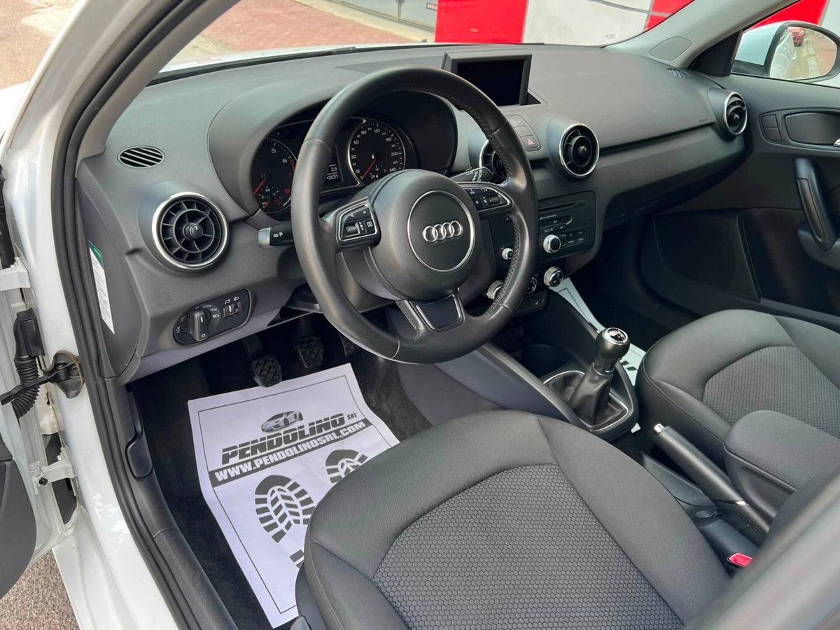 Audi A1 Sportback 1.2 TFSI Attraction (10)