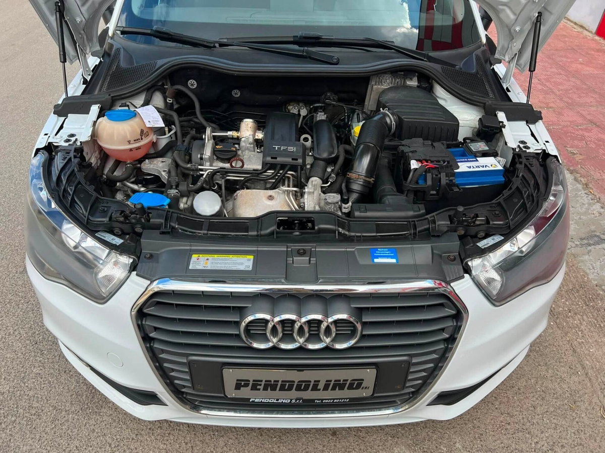 Audi A1 Sportback 1.2 TFSI Attraction (9)