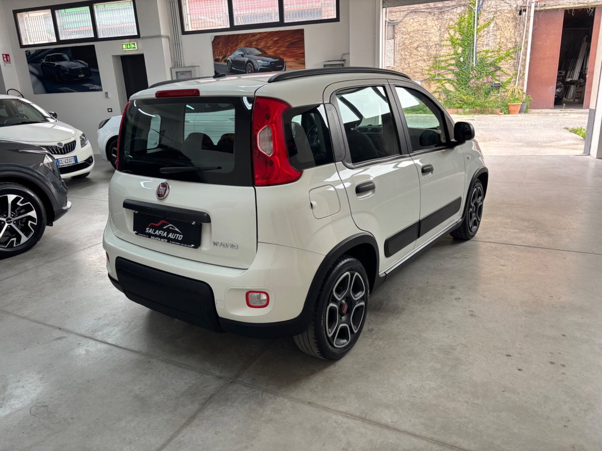 Fiat Panda 1.0 FireFly S&S Hybrid Sport (7)