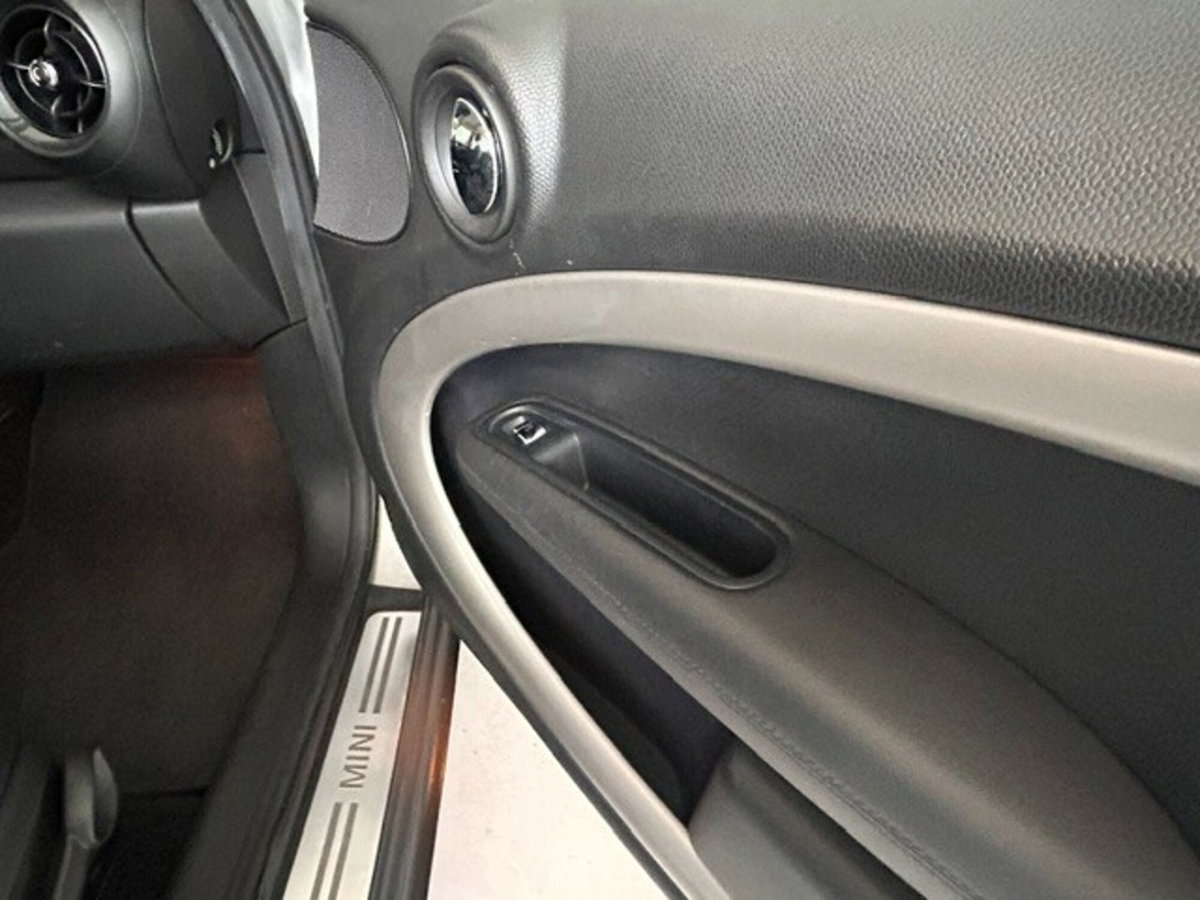 MINI Mini Countryman 2.0 Cooper D Countryman Automatica (15)