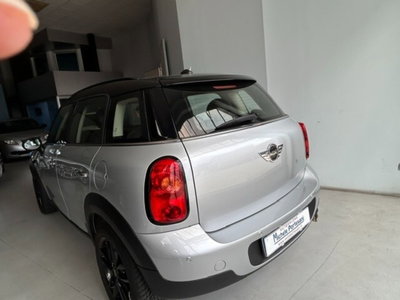 MINI Mini Countryman 2.0 Cooper D Countryman Automatica (19)