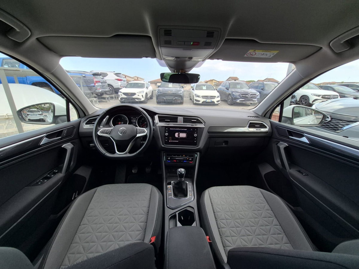 Volkswagen Tiguan 2.0 TDI SCR Life (10)