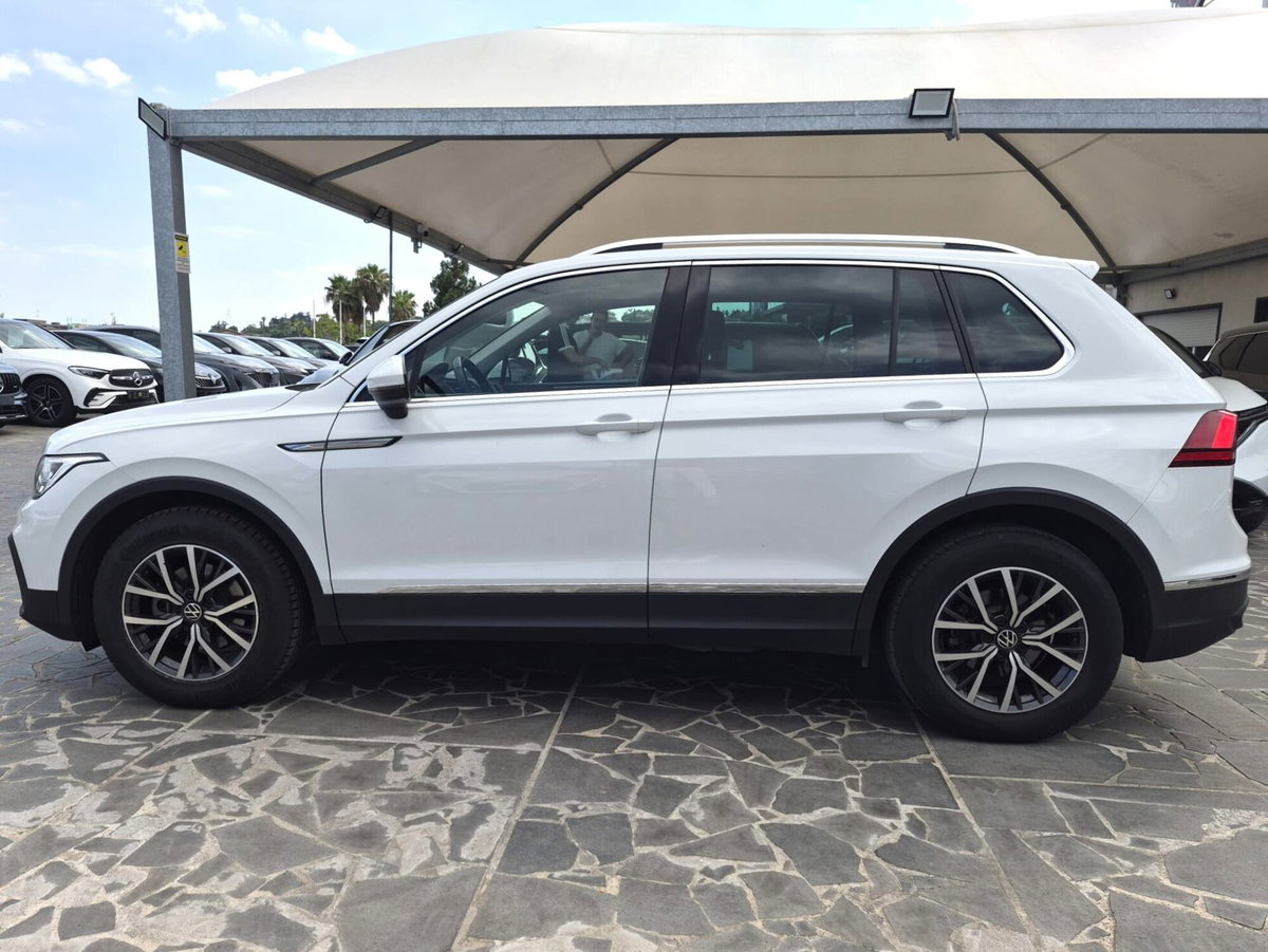 Volkswagen Tiguan 2.0 TDI SCR Life (4)