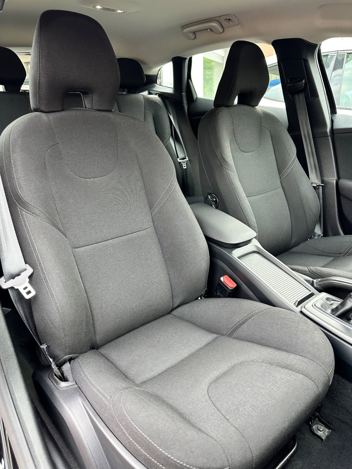 Volvo V40 D2 'eco' Kinetic (10)