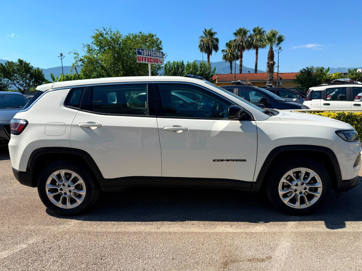Jeep Compass 1.6 Multijet II 2WD Business (9)