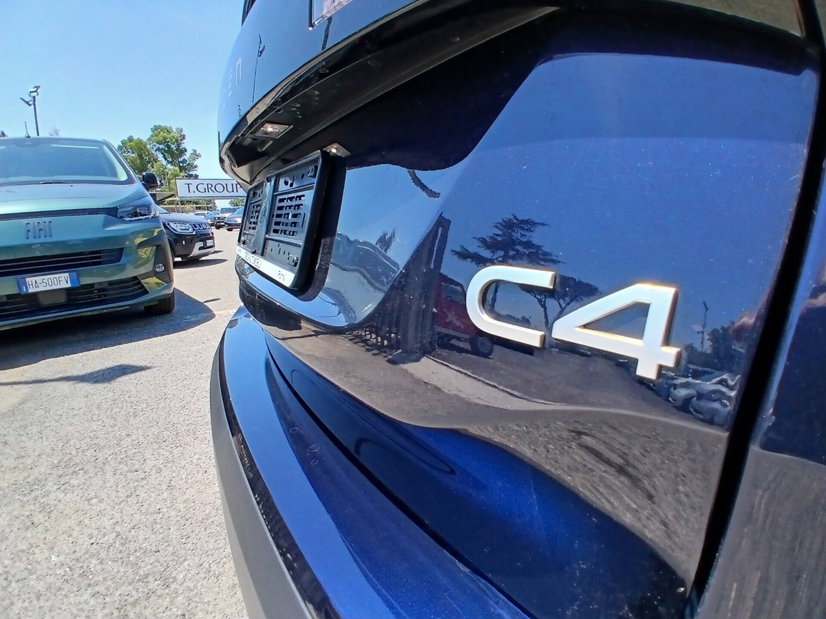 Citroen C4 BlueHDi 130 S&S EAT8 Shine (15)