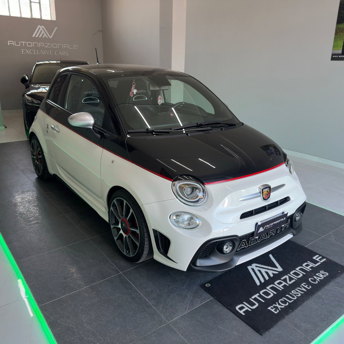 Abarth 595 Cabrio 595 C 1.4 Turbo T-Jet 165 CV Turismo (3)