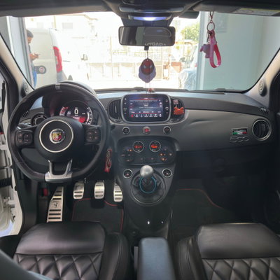 Abarth 595 Cabrio 595 C 1.4 Turbo T-Jet 165 CV Turismo (9)