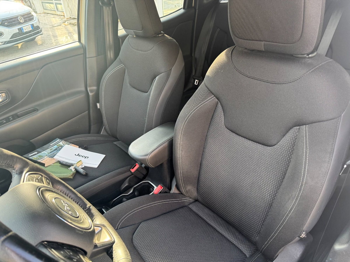 Jeep Renegade 1.6 Mjt 120 CV Limited (16)