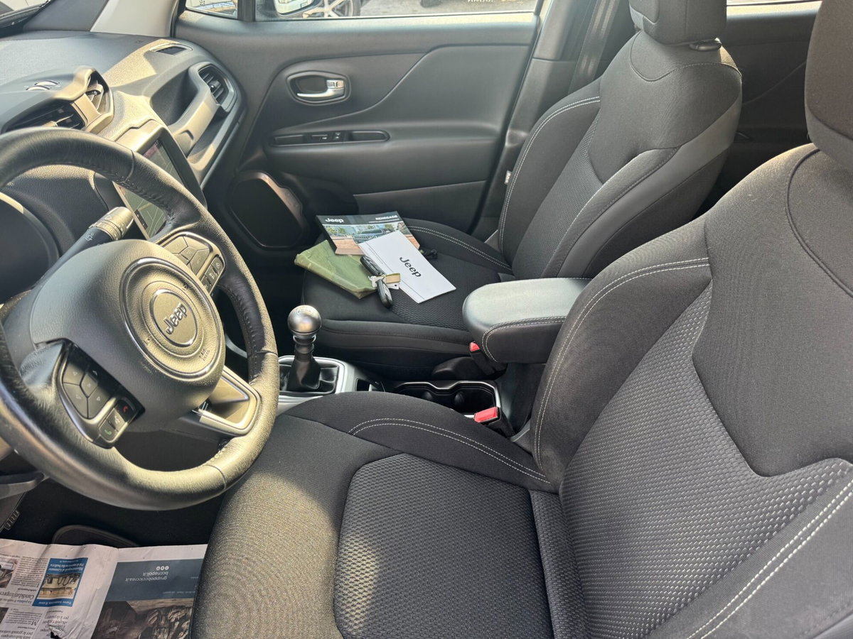 Jeep Renegade 1.6 Mjt 120 CV Limited (9)