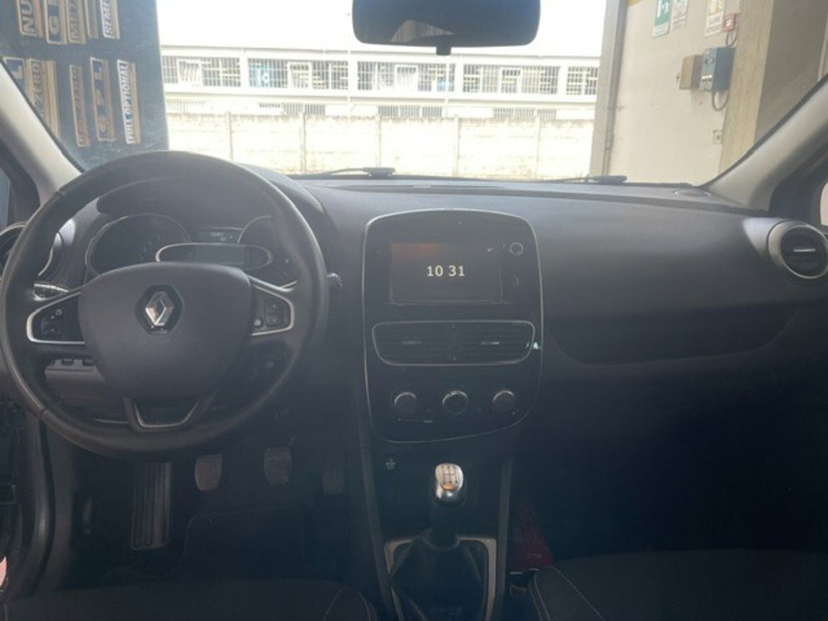 Renault Clio TCe 12V 90CV Start&Stop 5 porte Energy Intens (10)