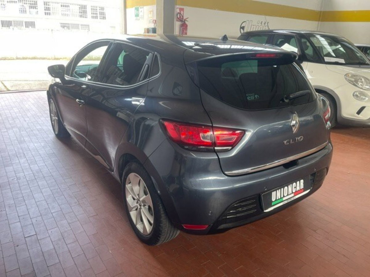 Renault Clio TCe 12V 90CV Start&Stop 5 porte Energy Intens (4)