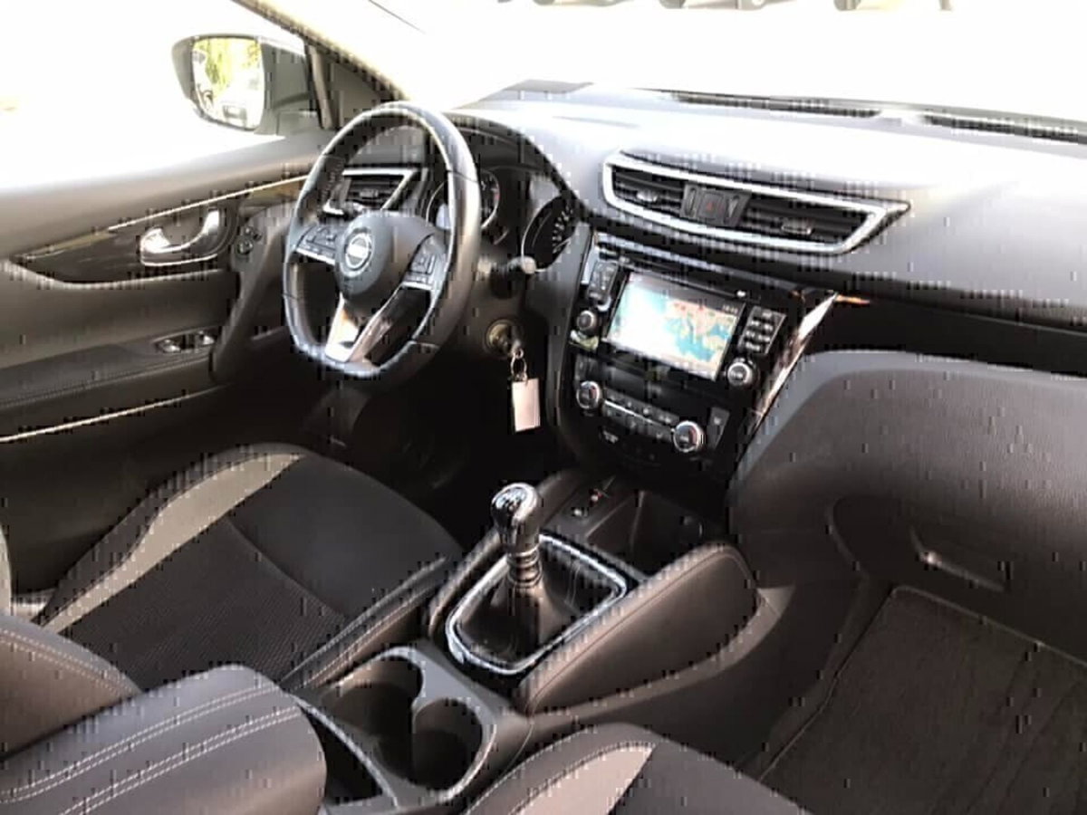 Nissan Qashqai 1.6 dCi 4WD Business (10)
