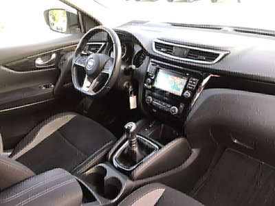 Nissan Qashqai 1.6 dCi 4WD Business (10)