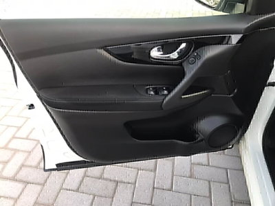 Nissan Qashqai 1.6 dCi 4WD Business (17)