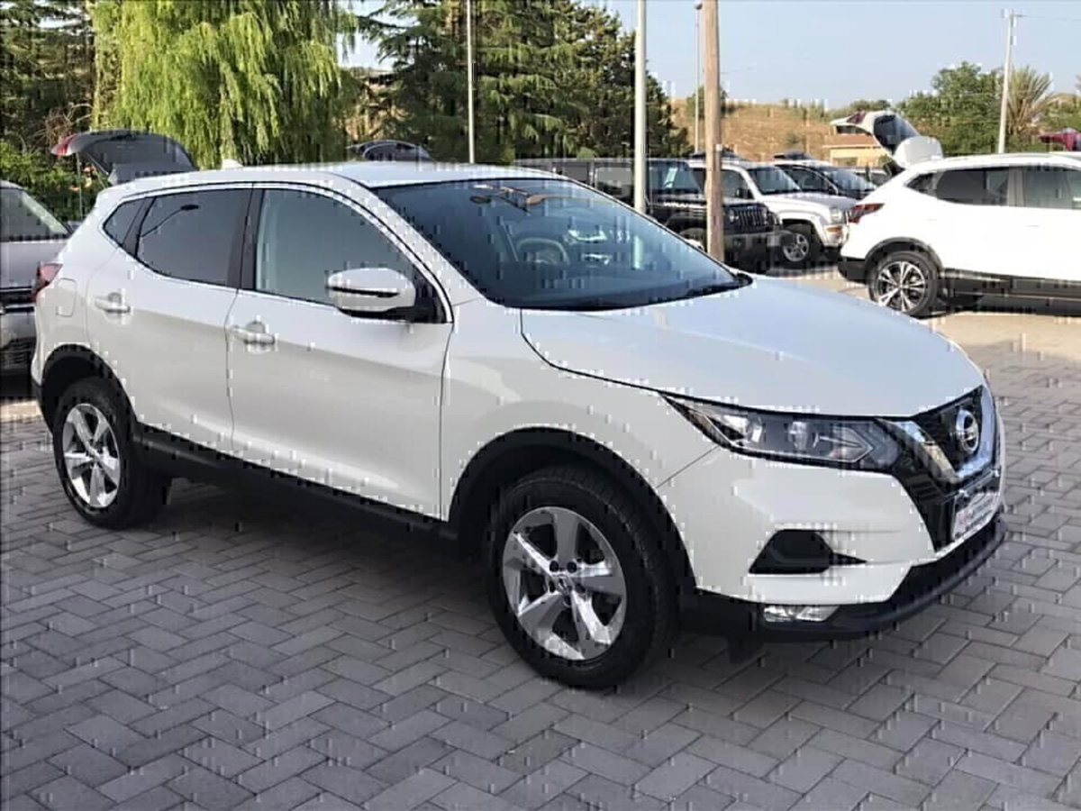 Nissan Qashqai 1.6 dCi 4WD Business (5)