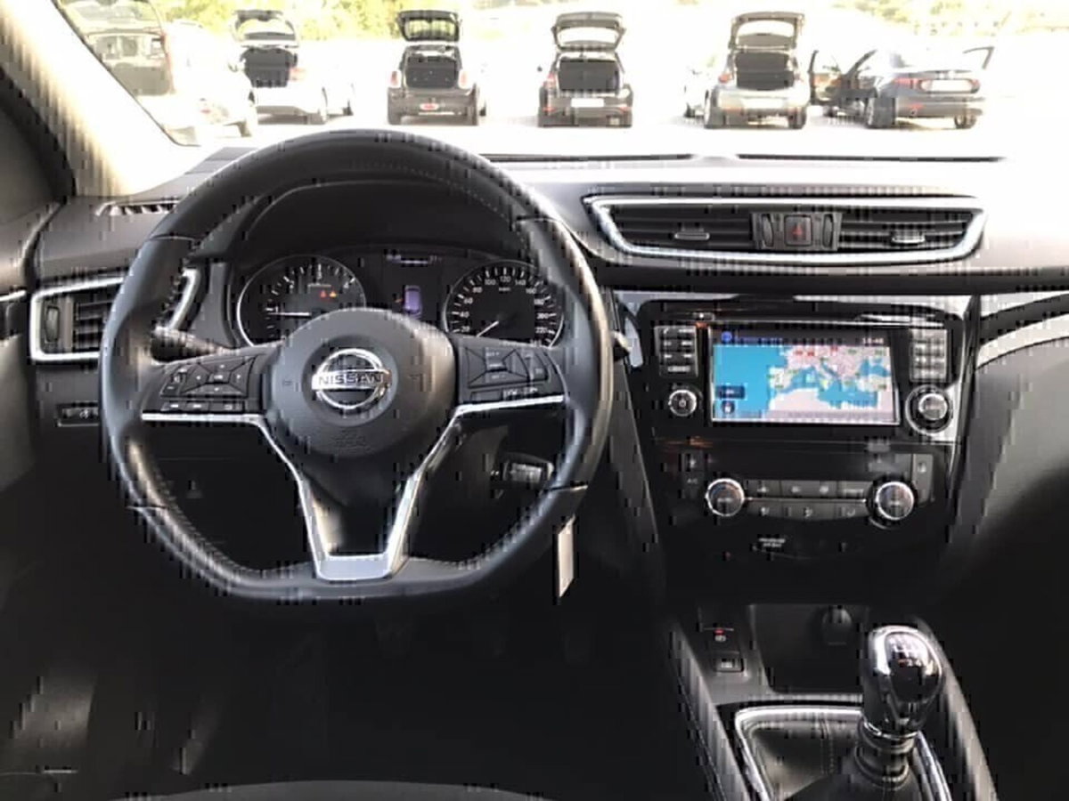 Nissan Qashqai 1.6 dCi 4WD Business (8)