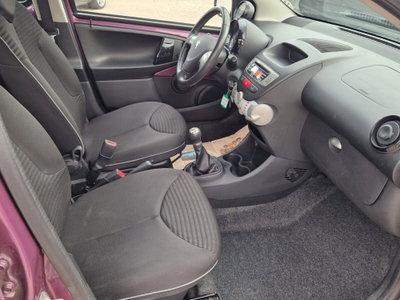Peugeot 107 68CV 5p. Active (10)