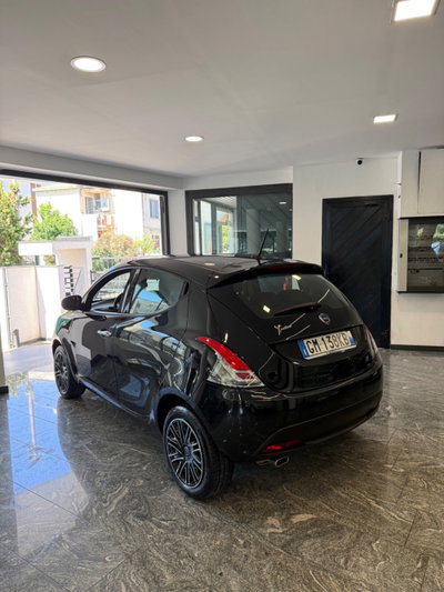 Lancia Ypsilon 1.2 69 CV 5 porte GPL Gold Plus (3)