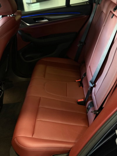 BMW X3 sDrive18d 48V Msport (14)