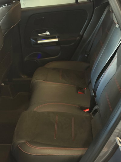 Mercedes-Benz GLA SUV 200 d AMG Line Premium Plus 4matic auto (8)