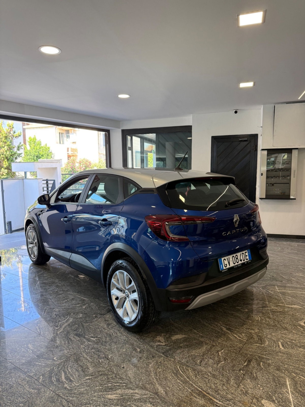 Renault Captur 1.0 eco-g Techno 100cv (4)