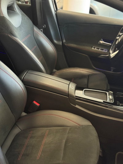 Mercedes-Benz Classe A 180 d Automatic Premium (13)
