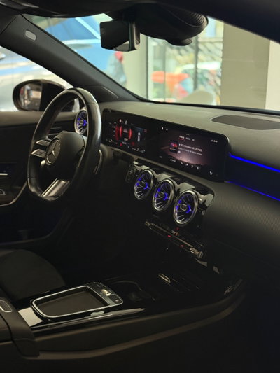 Mercedes-Benz Classe A 180 d Automatic Premium (14)