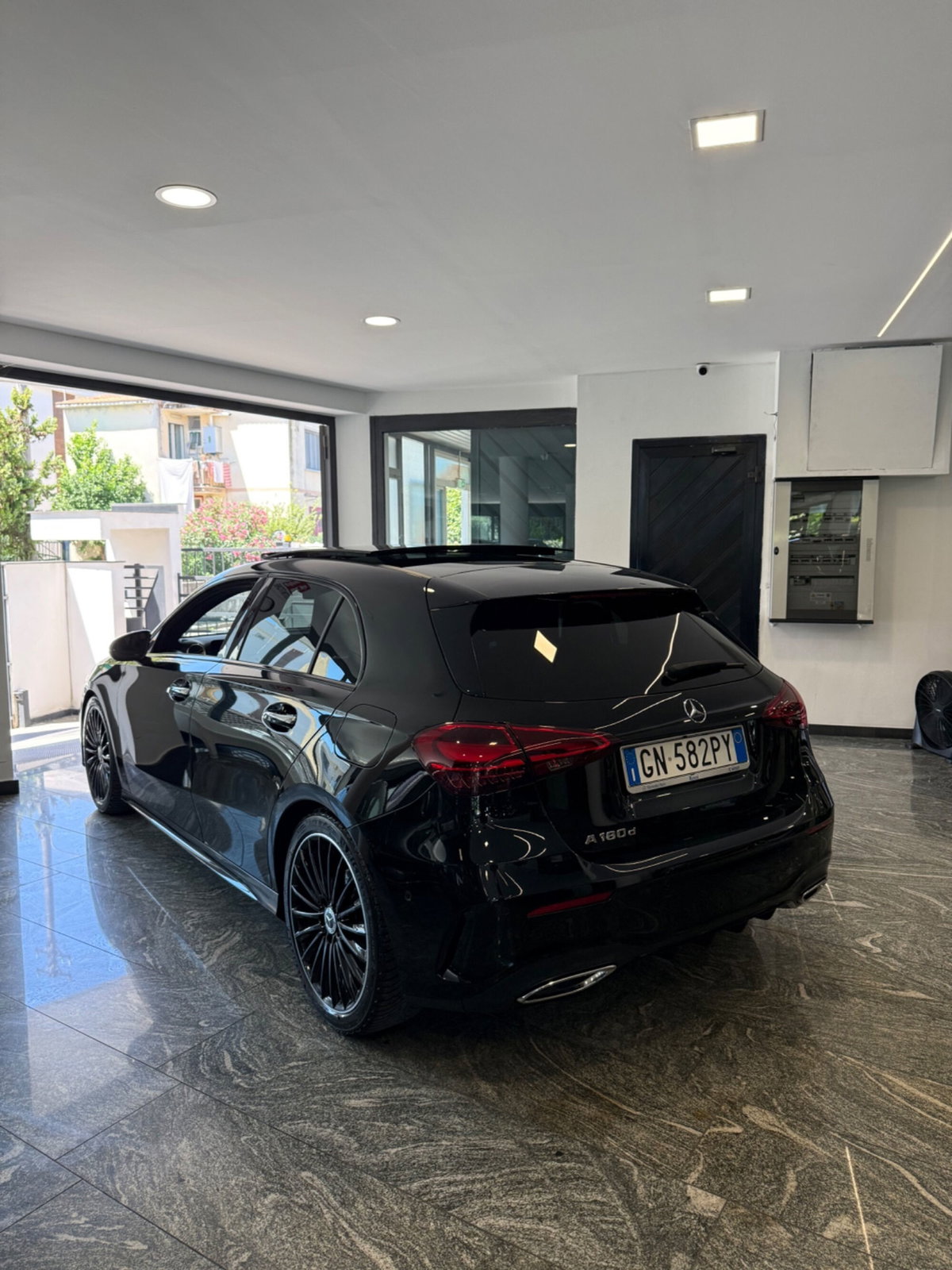 Mercedes-Benz Classe A 180 d Automatic Premium (2)
