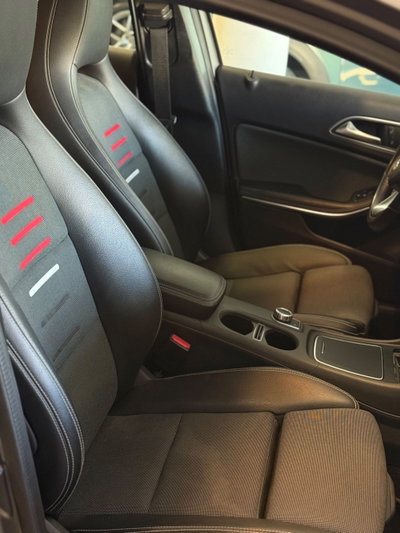 Mercedes-Benz Classe A 180 d Automatic Sport (12)