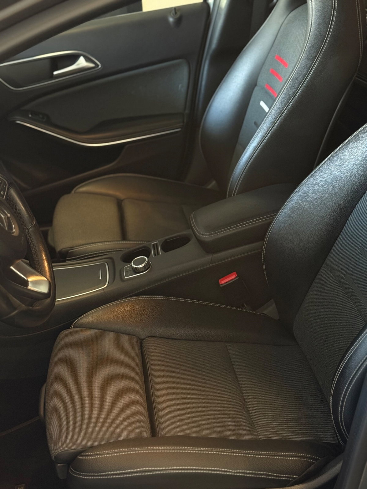 Mercedes-Benz Classe A 180 d Automatic Sport (6)