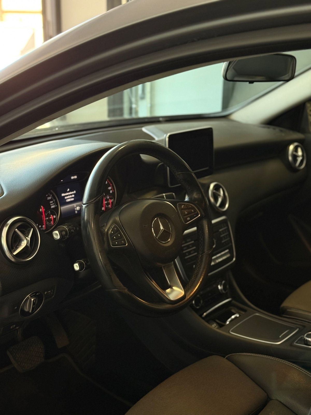 Mercedes-Benz Classe A 180 d Automatic Sport (7)