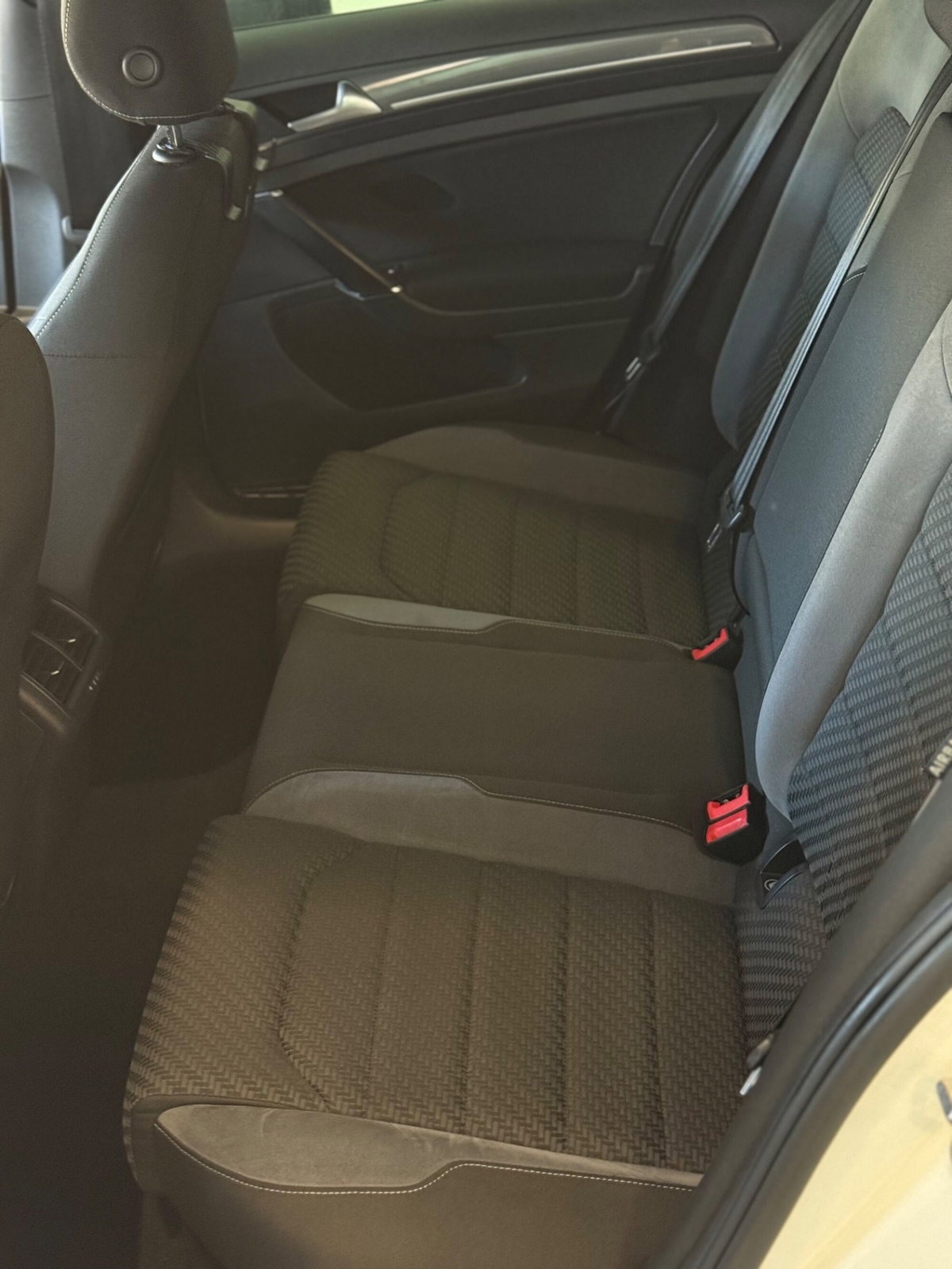 Volkswagen Golf 2.0 TDI DSG 3p. Highline BlueMotion Technology (9)
