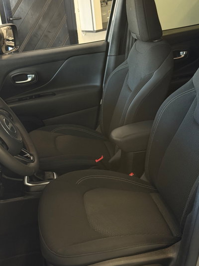 Jeep Renegade 1.6 Mjt 130 CV Limited (10)