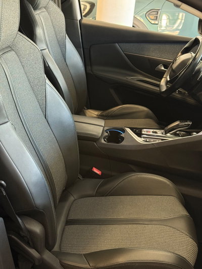 Peugeot 3008 BlueHDi 130 S&S EAT8 Allure Pack (12)