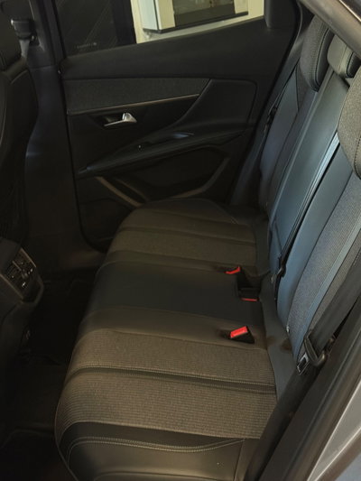 Peugeot 3008 BlueHDi 130 S&S EAT8 Allure Pack (7)