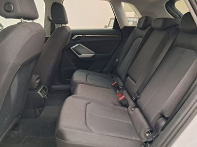 Audi Q3 35 TDI quattro S tronic Business (10)