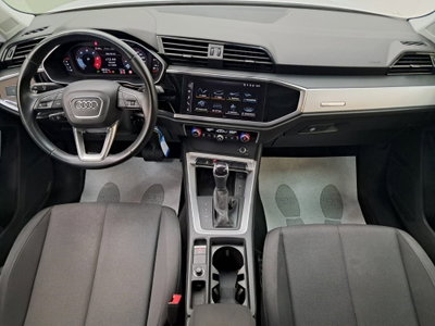 Audi Q3 35 TDI quattro S tronic Business (11)
