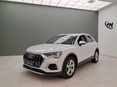 Audi Q3 35 TDI quattro S tronic Business (3)