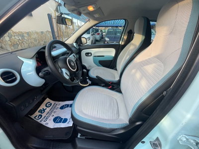 Renault Twingo 1.0 SCe Live (17)