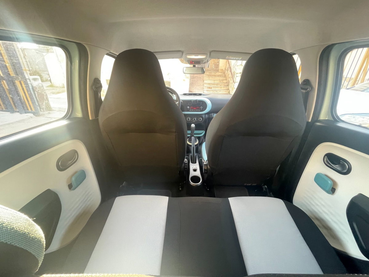 Renault Twingo 1.0 SCe Live (7)